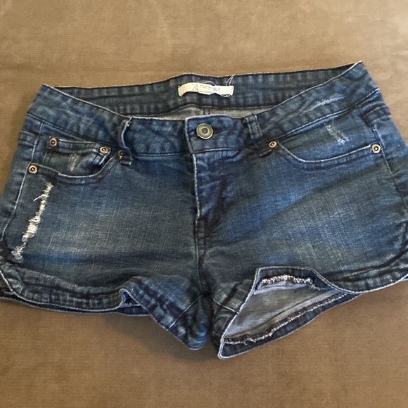 Size 6 jean short set - Picture 2 of 5